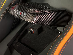 Leap Design Accessory Case with Drink Holder Kit (Carbon Fiber) for Lamborghini Aventador