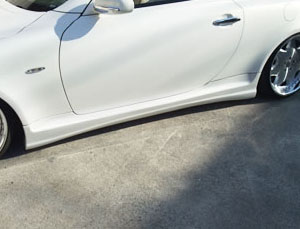 Levante Aero Side Steps (FRP) for Lexus SC 2