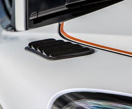 PRIOR Design PD1 Aerodynamic Front Fender Attachment Vents (Primed Carbon Fiber) for McLaren 570S