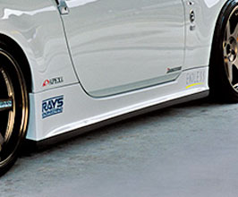 INGS1 N-SPEC Side Steps (FRP) for Nissan Fairlady Z33