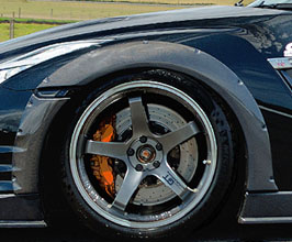 ChargeSpeed Front 15mm Wide Over Fenders for Nissan GTR R35