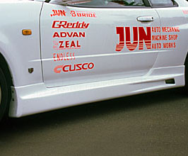 JUN Aero Side Steps (FRP) for Nissan Skyline R34