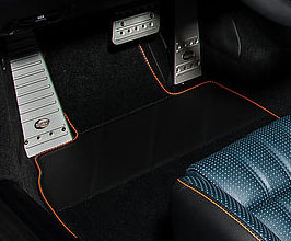 TechArt Floor Mats - USA Spec (Carpet with Leather) for Porsche 991 Carrera / Turbo / GT3 (Incl S / 4 / 4S / GTS)