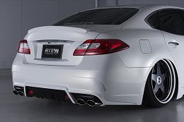 Nissan Fuga 2011