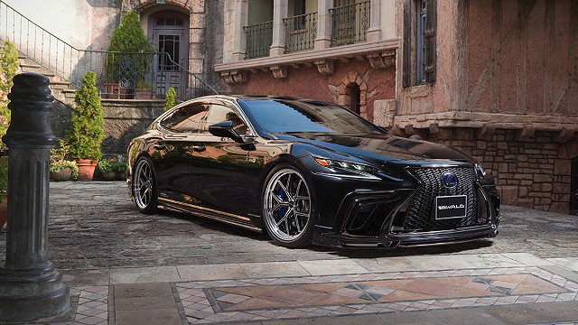 WALD Demo Car - F Sport