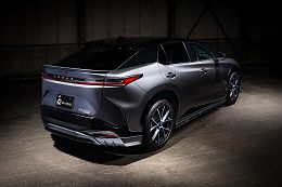 Lexus RZ450e Version L 2023