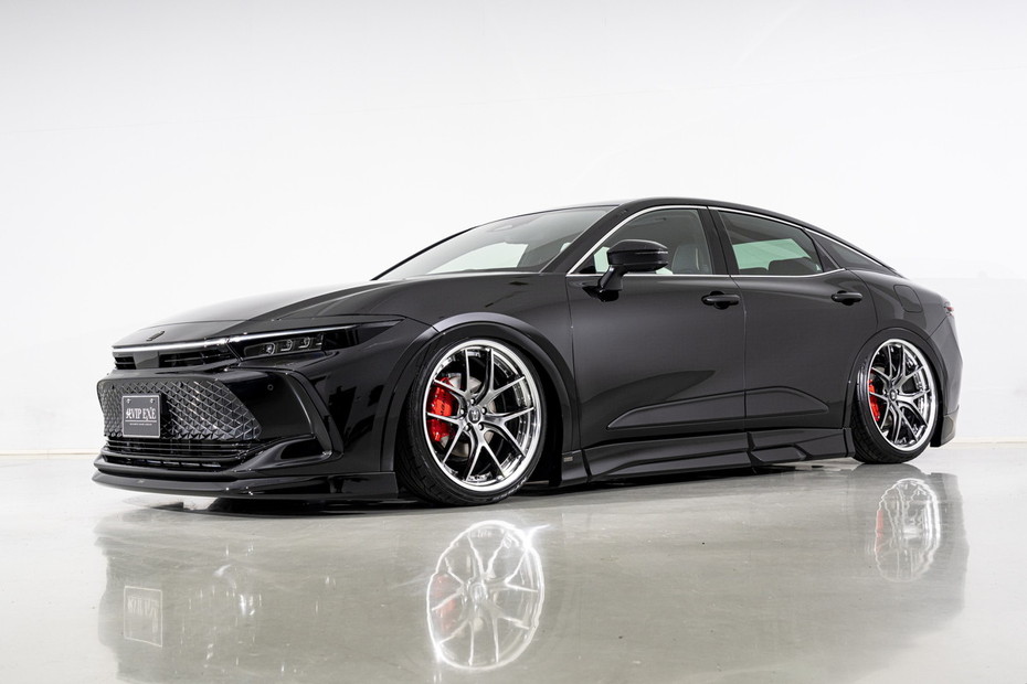 toyota-crown-crossover-2022-