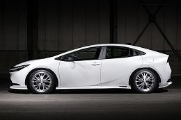 Toyota Prius HEV 2023